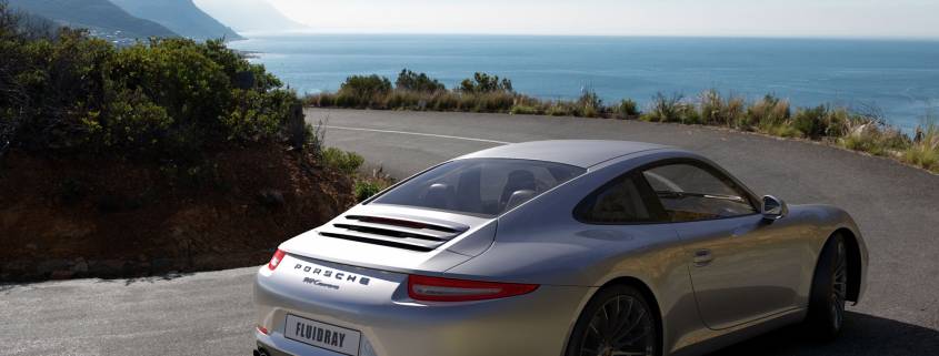 Porsche rendering with FluidRay